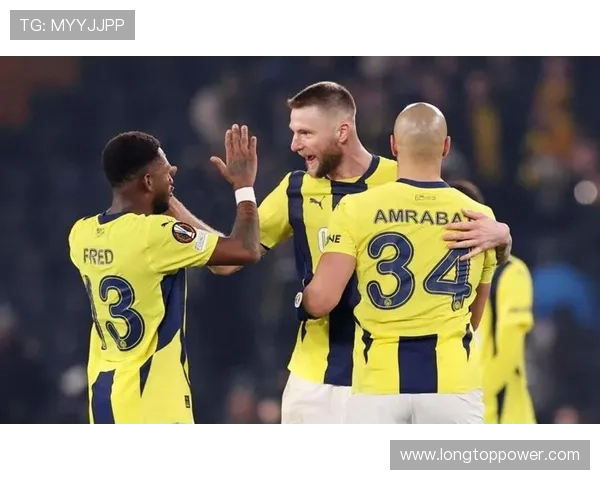 森林三球胜费内巴切双星传射