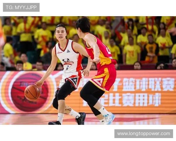 四川女篮大胜山西 坎贝奇砍29分助夺赛点